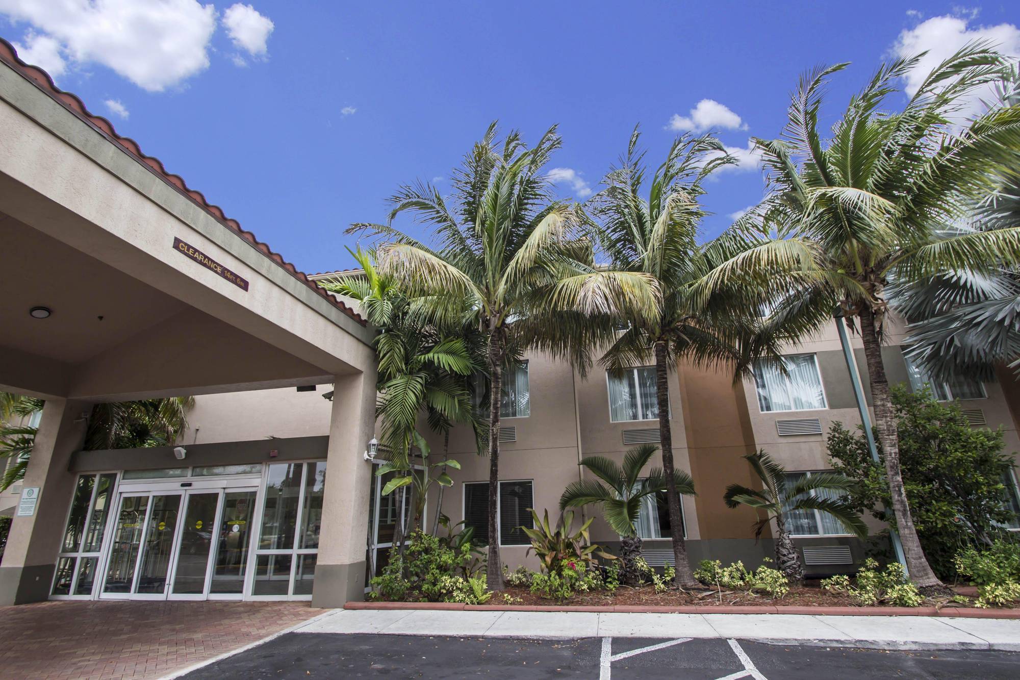 דניה ביץ' Sleep Inn & Suites Ft Lauderdale International Airport מראה חיצוני תמונה